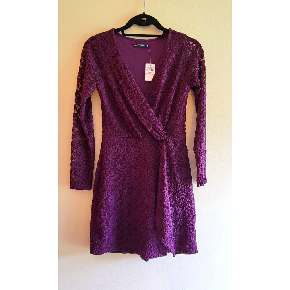 Abercrombie & Fitch Womenβs Dress- XS Purple Floral Lace - Long Sleeve